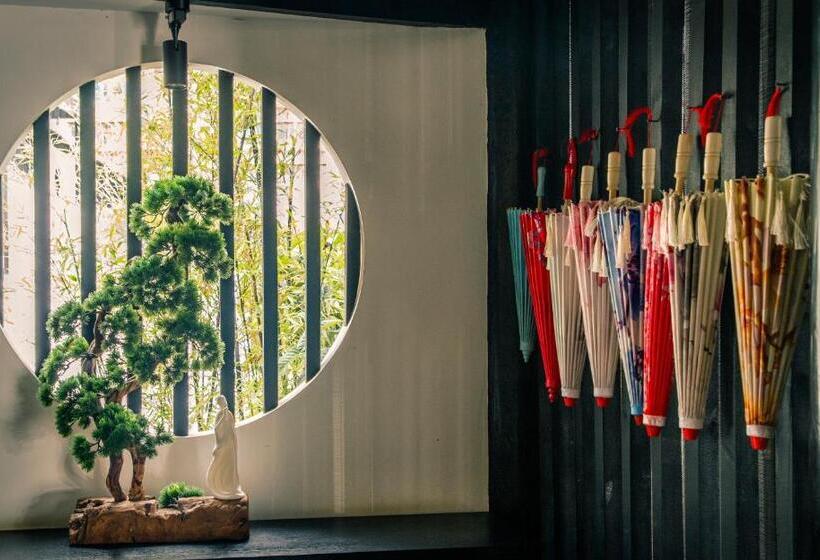 Xijian Hotel   Kunming Dongfeng East Road Dashuying Metro Station