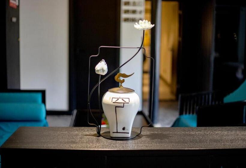 Xijian Hotel   Kunming Dongfeng East Road Dashuying Metro Station