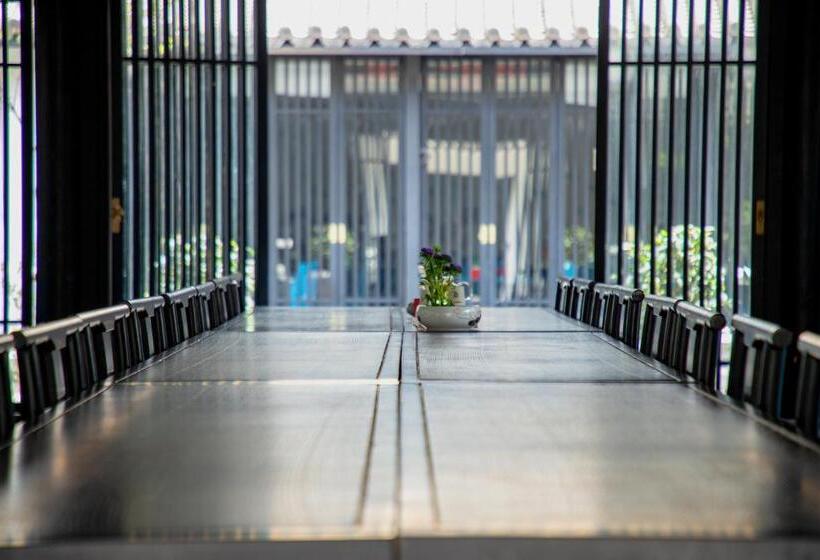 Xijian Hotel   Kunming Dongfeng East Road Dashuying Metro Station