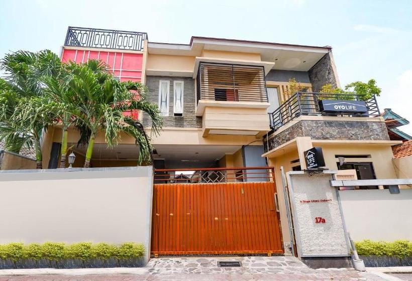 Hotel Oyo 2812 Hommy Boarding House