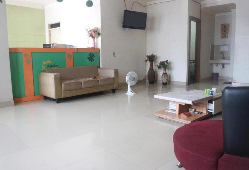 בית מלון כפרי Almira Homestay