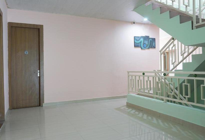 בית מלון כפרי Almira Homestay