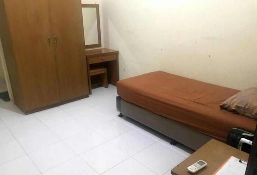 Hotell Spot On 2705 Rosemary Place