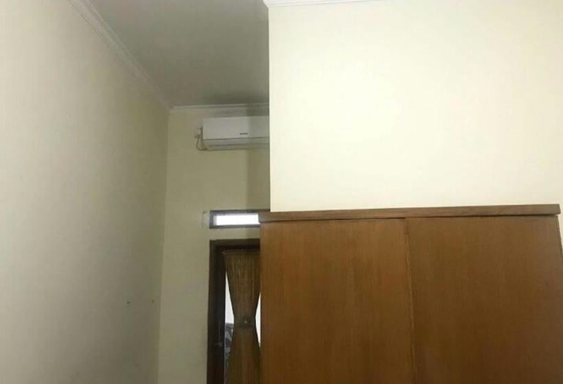 Hotell Spot On 2705 Rosemary Place