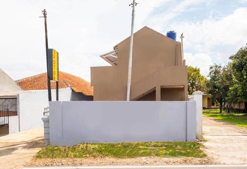 Hotell Spot On 2705 Rosemary Place