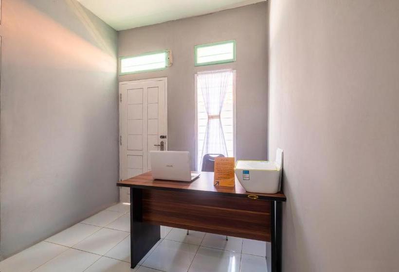 Hotell Spot On 2705 Rosemary Place