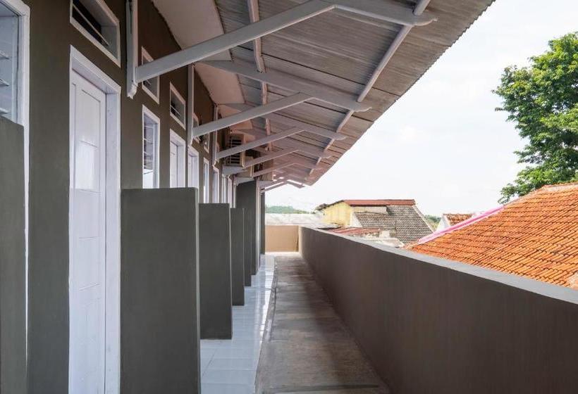 Hotell Spot On 2705 Rosemary Place