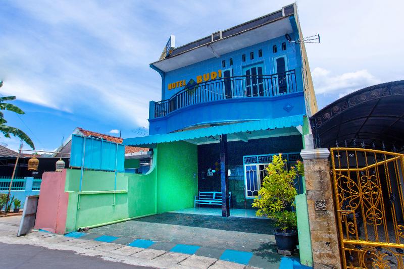 Spot On 2871 Hotel Budi