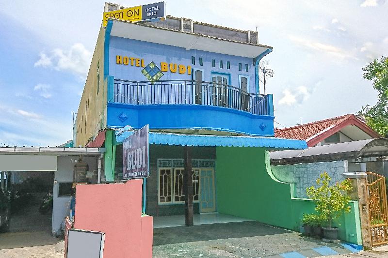 Spot On 2871 Hotel Budi