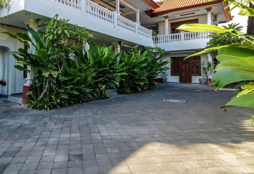 Hotel Oyo 2679 Exis Tropical And Spa