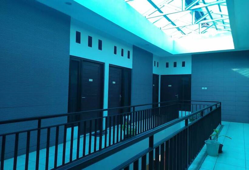 فندق Yulia Guesthouse