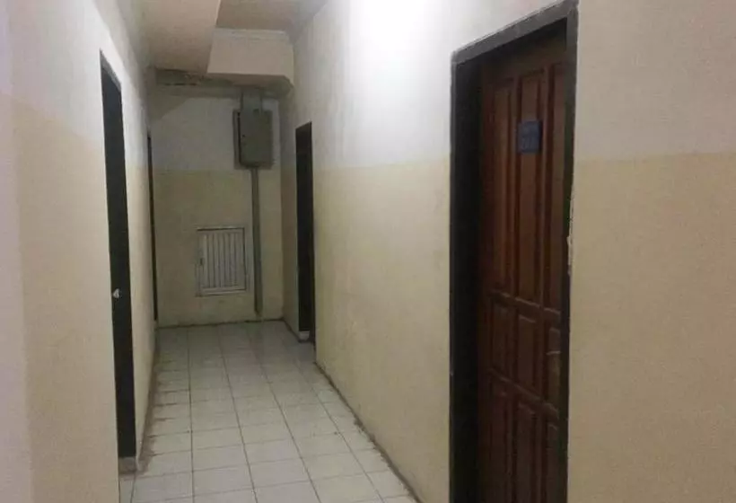 ホテル Oyo 2568 Orion