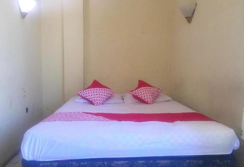 בית מלון כפרי Oyo 2568 Orion