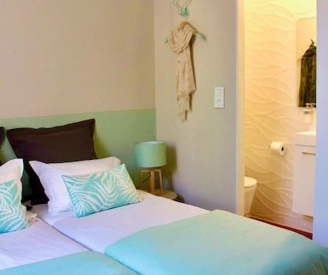 تختخواب و صبحانه Villa Présence L Oasis Chambres D Hotes