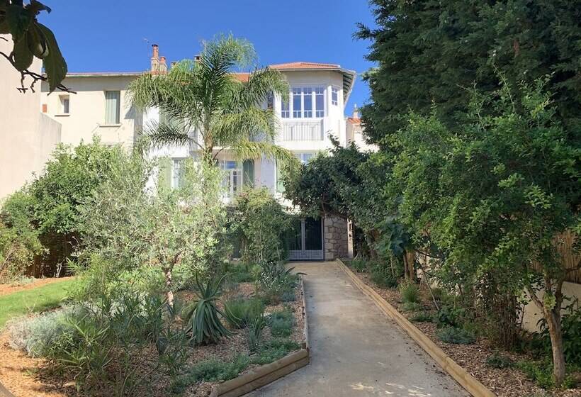 تختخواب و صبحانه Villa Présence L Oasis Chambres D Hotes