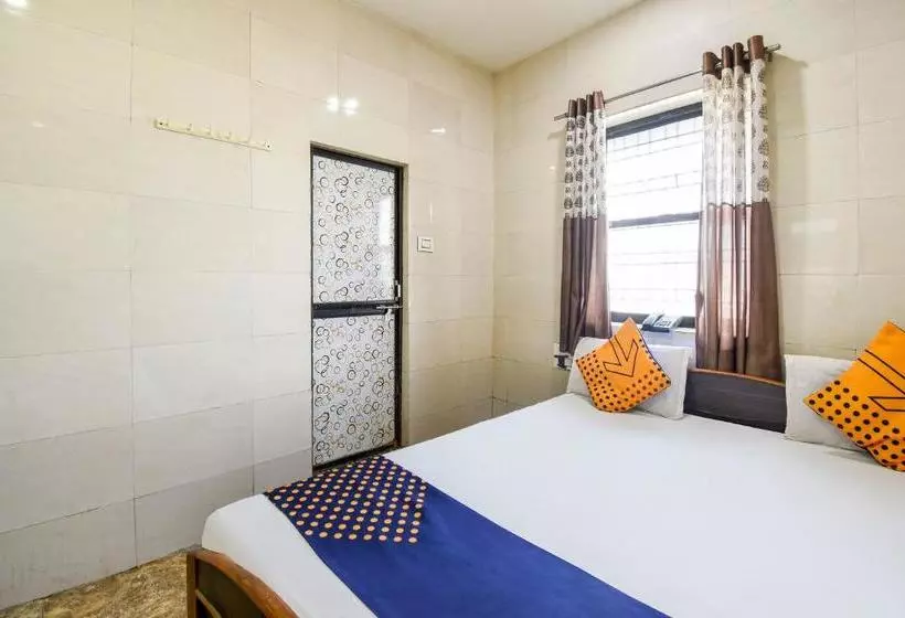 Hotelli Spot On 67941  Orchid