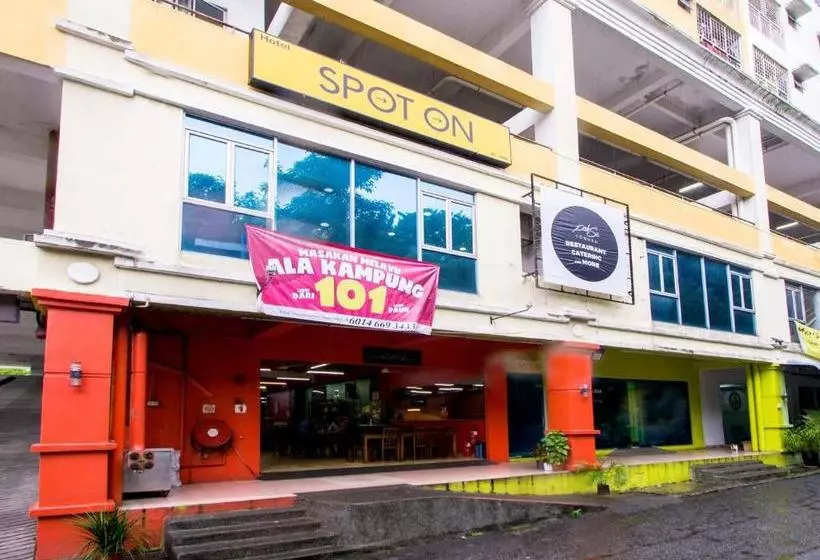 Hotelli Spot On 89756 Me Hostel D16
