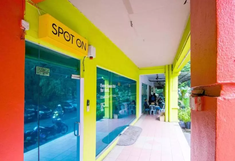 Hotelli Spot On 89756 Me Hostel D16