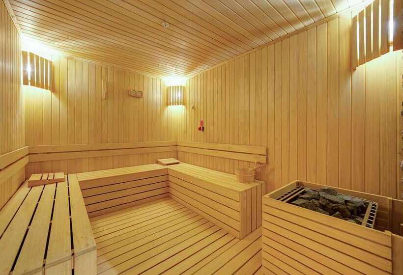 هتل Doubletree By Hilton Adana