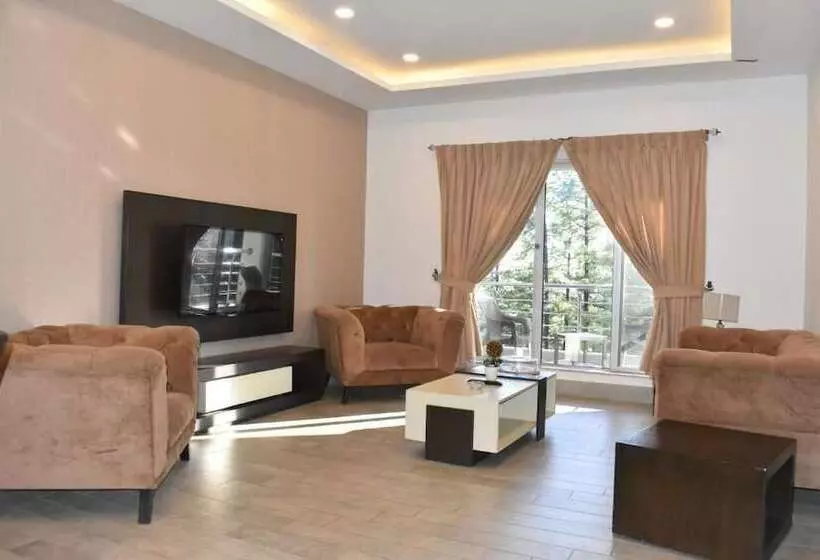 هتل Mehran Lodges