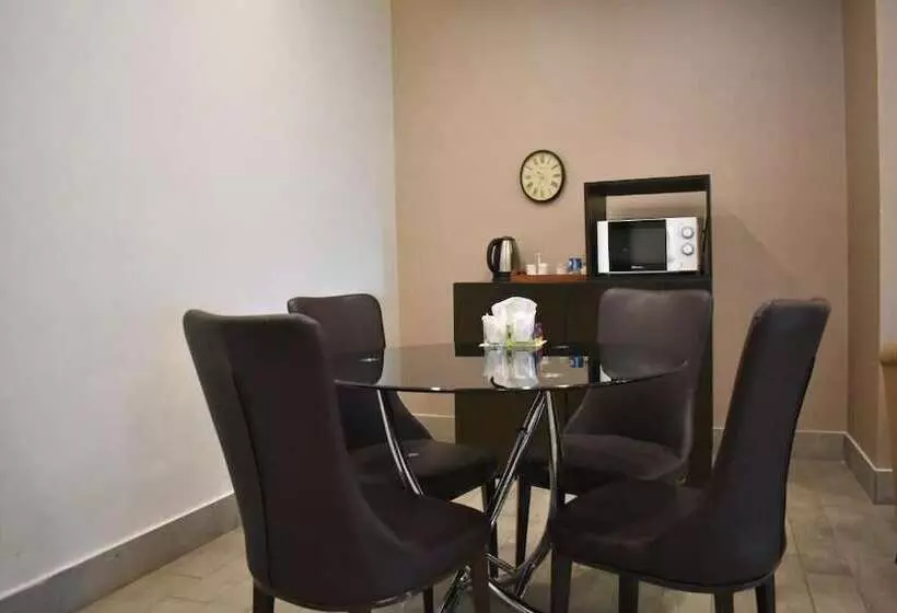 هتل Mehran Lodges
