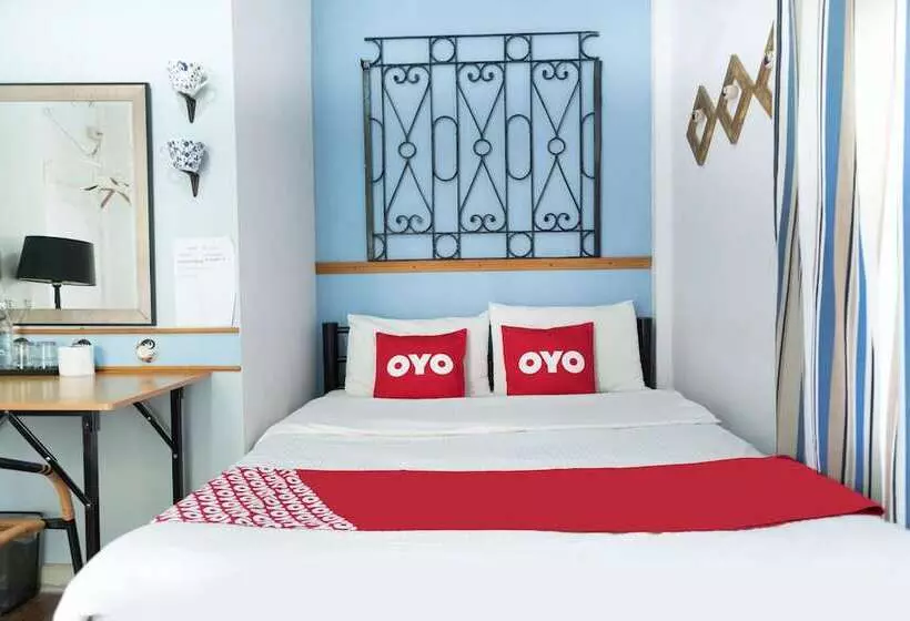 هتل Oyo Old Town Boutique Hostel