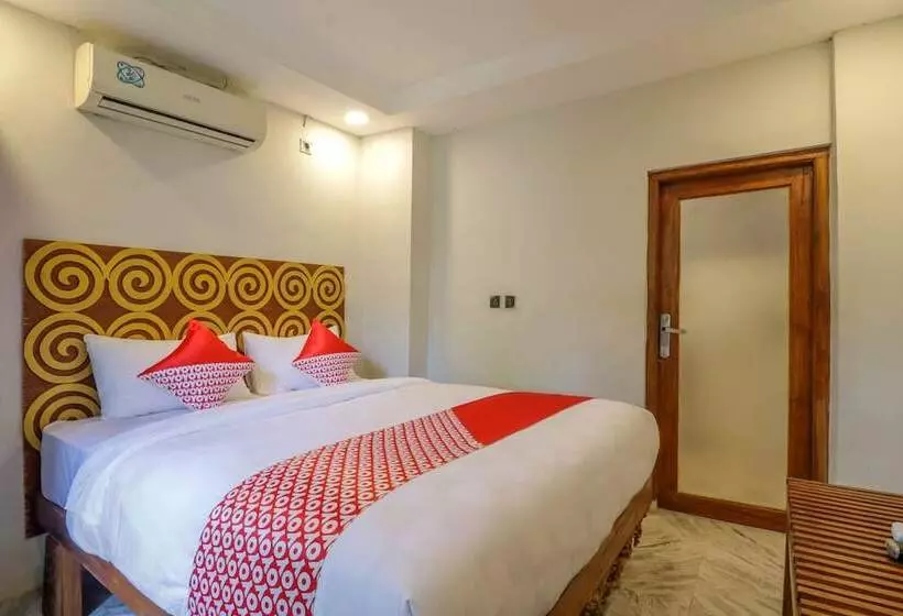 هتل Reddoorz At Villa Krisna Balangan Beach