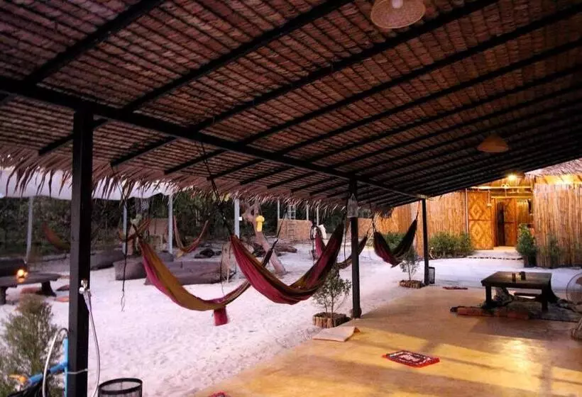 Tropical Hostel