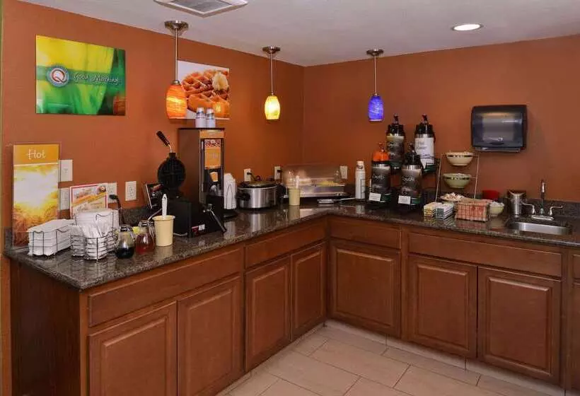 هتل Quality Inn Appleton West