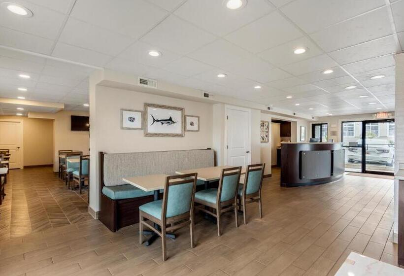 ホテル Quality Inn Ocean City Beachfront