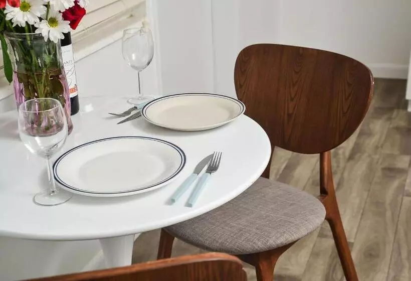 فندق Regency Inn & Suites Sarasota