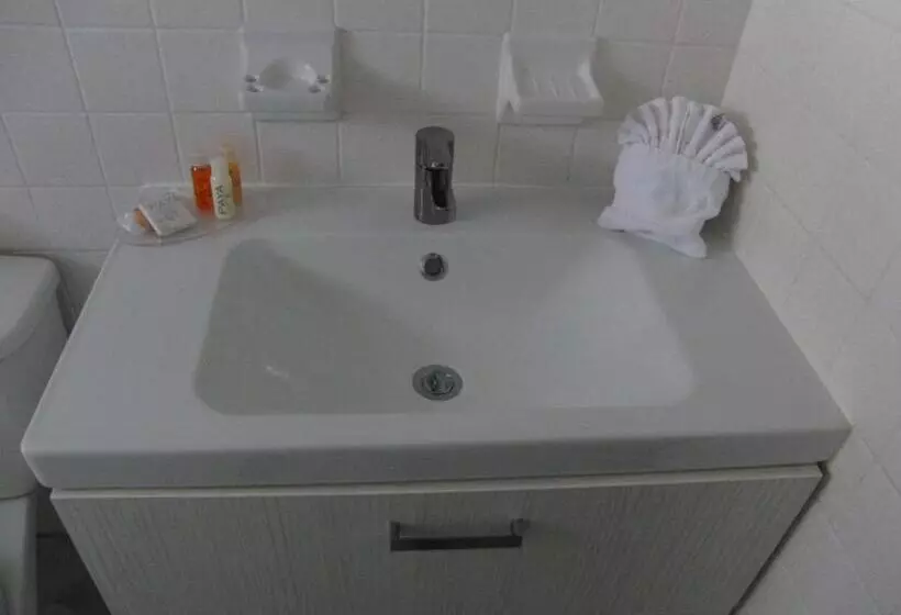 فندق Regency Inn & Suites Sarasota