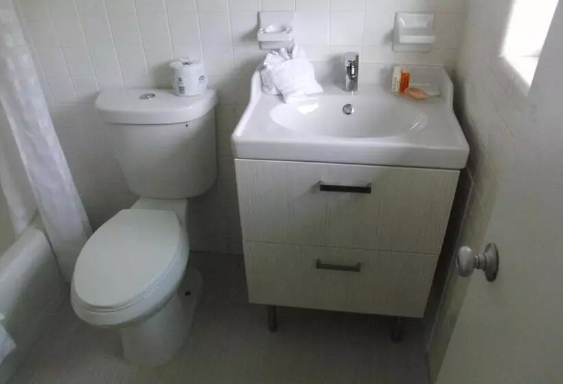 فندق Regency Inn & Suites Sarasota