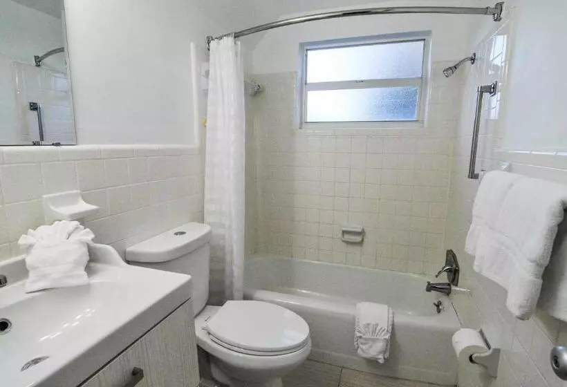 فندق Regency Inn & Suites Sarasota