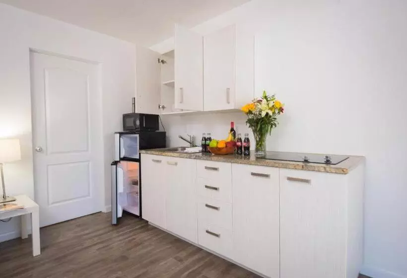 فندق Regency Inn & Suites Sarasota