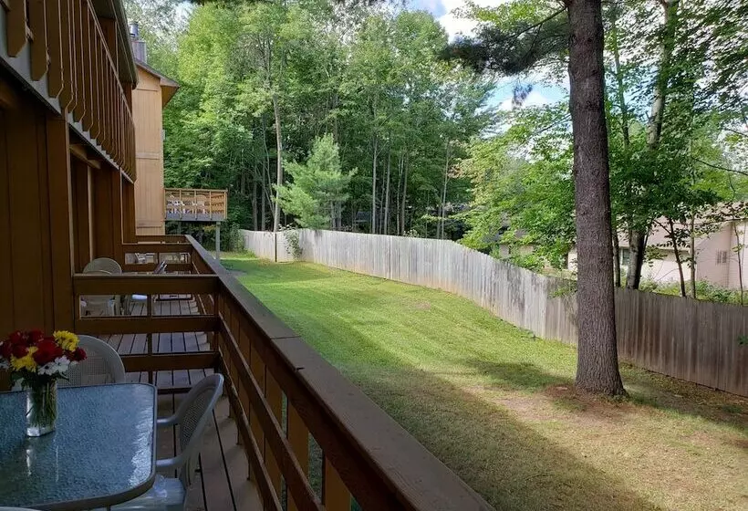 هتل Rib Mountain Inn