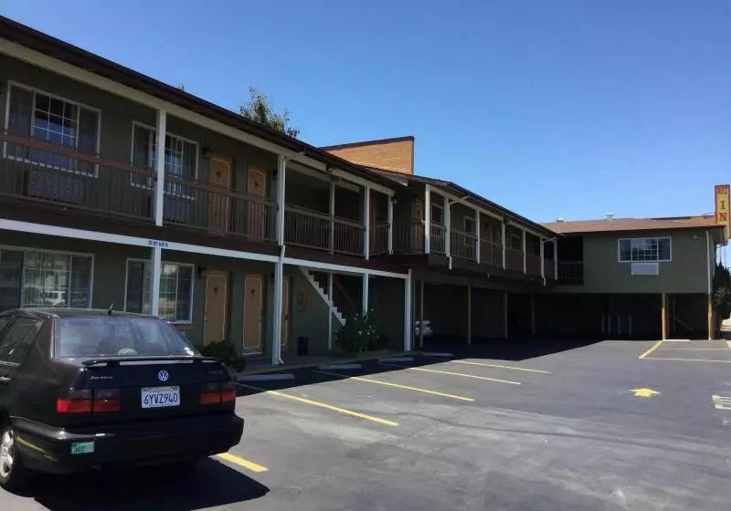 Отель Ritz Inn San Francisco Airport Sfo