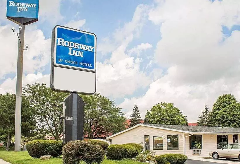 בית מלון כפרי Rodeway Inn