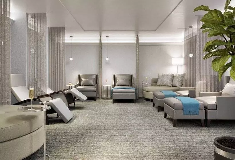 هتل The Ritzcarlton, New Orleans