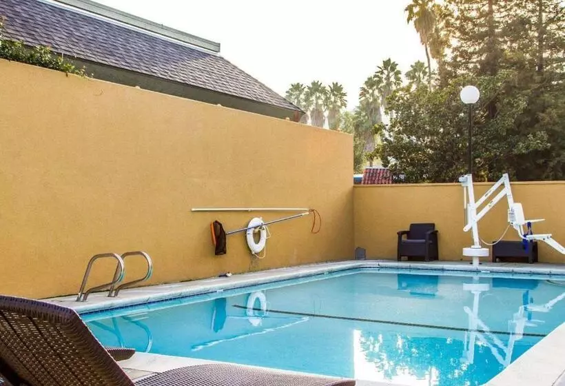 Motel 6 Martinez, Ca