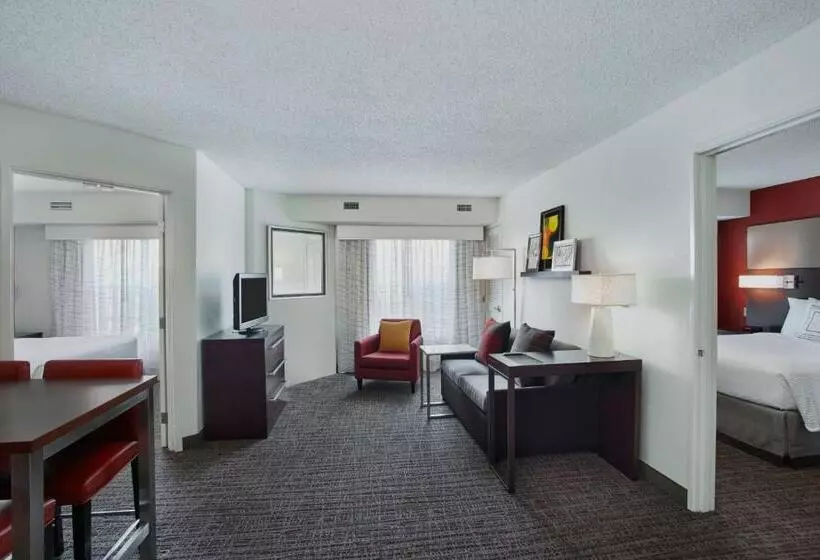 Residence Inn Detroit / Auburn Hills