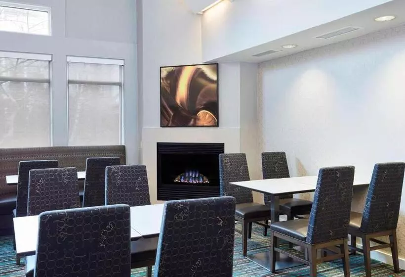 Residence Inn Detroit / Auburn Hills