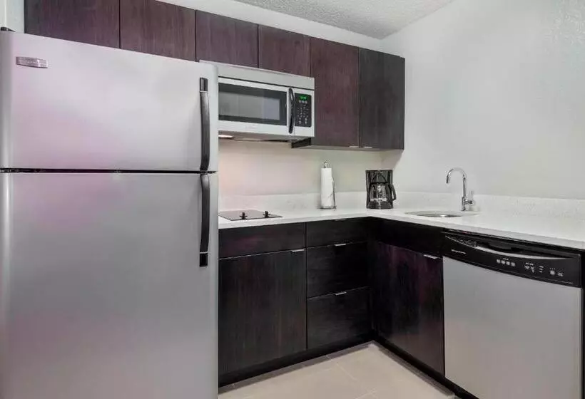 Residence Inn Tampa Sabal Park/brandon