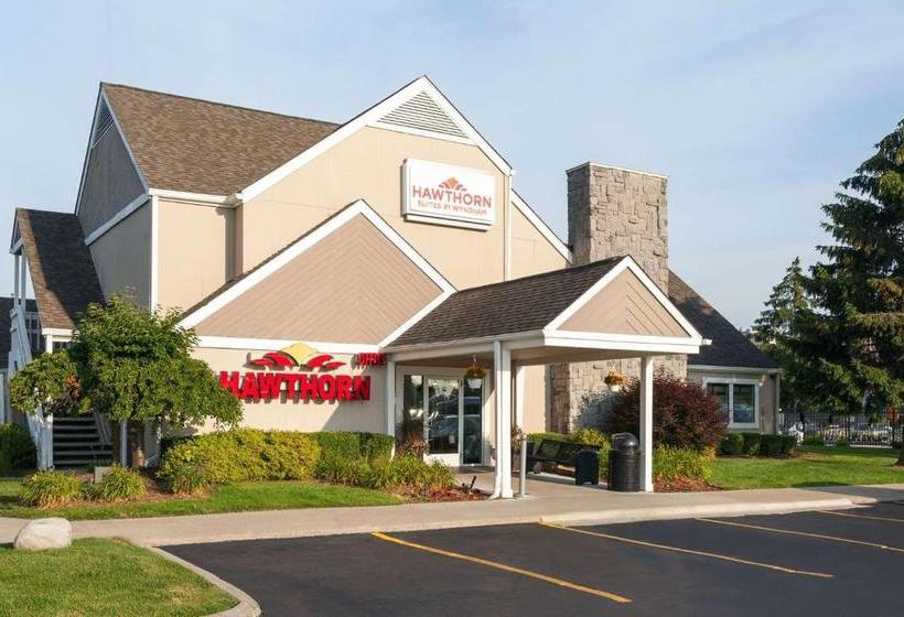 اقامتگاه Hawthorn Suites By Wyndham Dearborn/detroit Mi