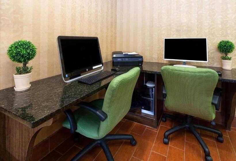 اقامتگاه Hawthorn Suites By Wyndham Dearborn/detroit Mi