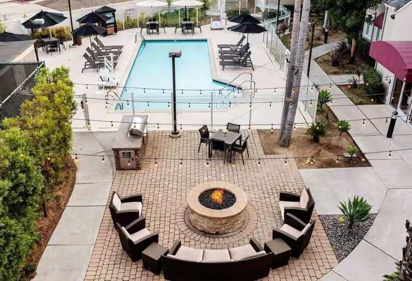 اقامتگاه Sonesta Es Suites Carmel Mountain San Diego