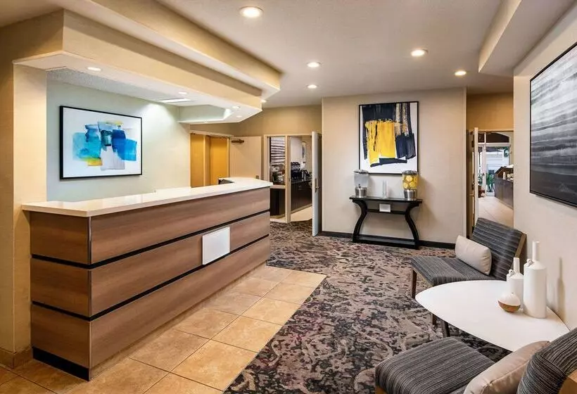 اقامتگاه Sonesta Es Suites Carmel Mountain San Diego