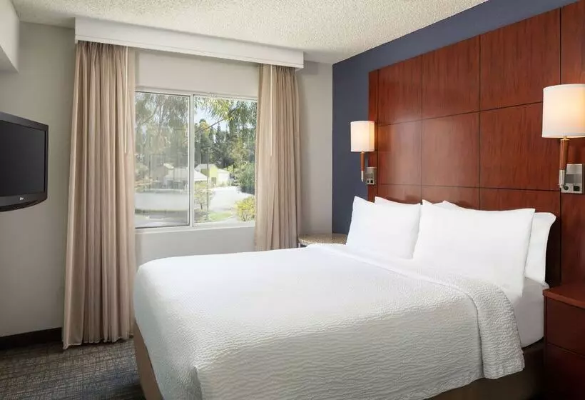اقامتگاه Sonesta Es Suites Carmel Mountain San Diego