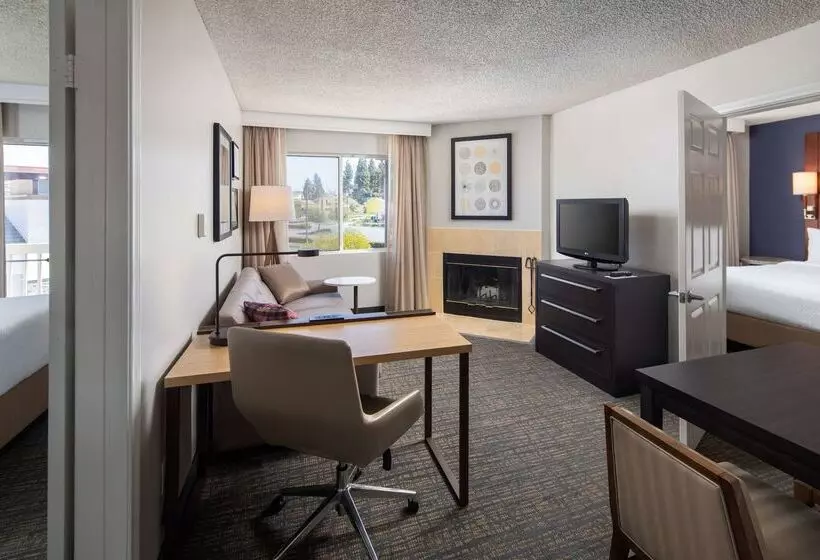 اقامتگاه Sonesta Es Suites Carmel Mountain San Diego