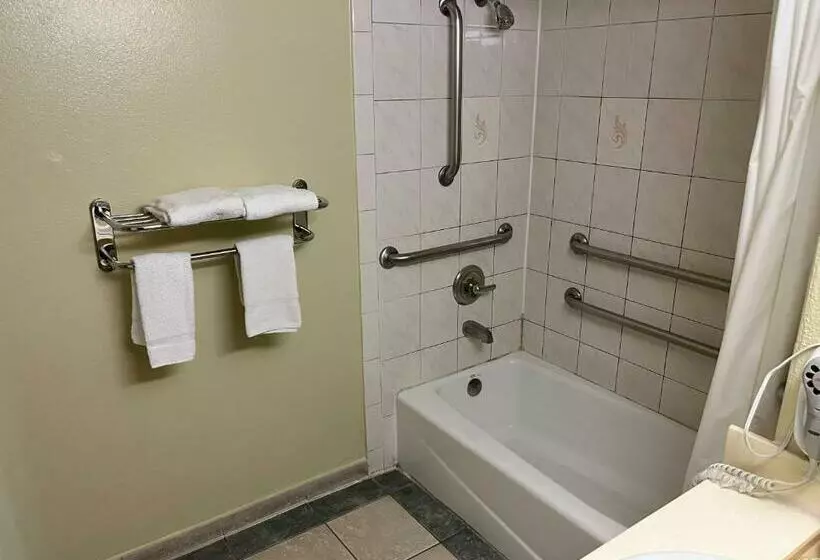 Rivera Inn & Suites Motel